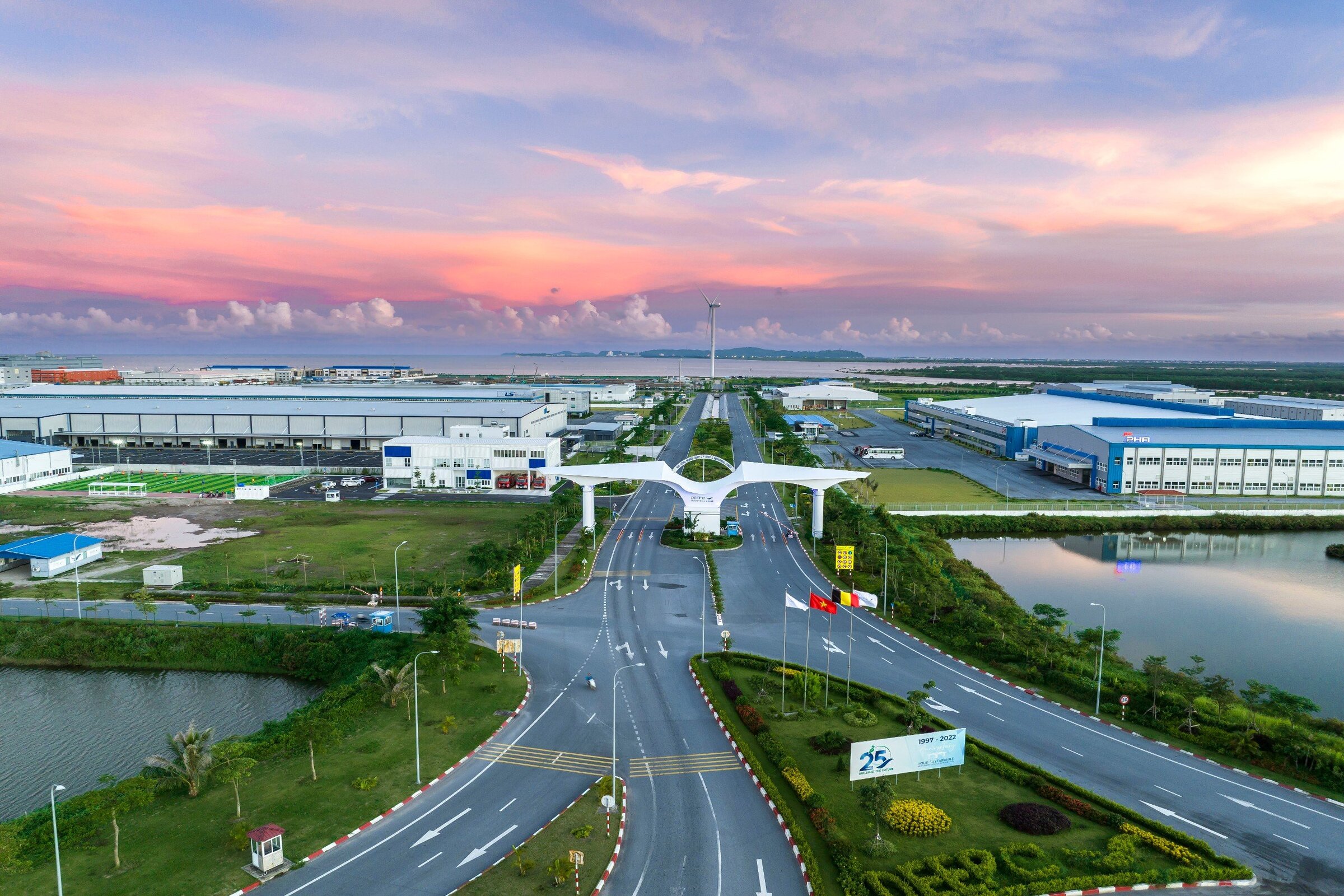 Hai Phong Attracts $15.6B Investment, Emerging as Vietnam’s New Economic Hub