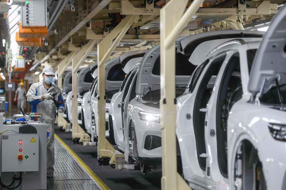 Vietnam Implements New Preferential Tax Policies for Electric Vehicles and Strategic Imports
